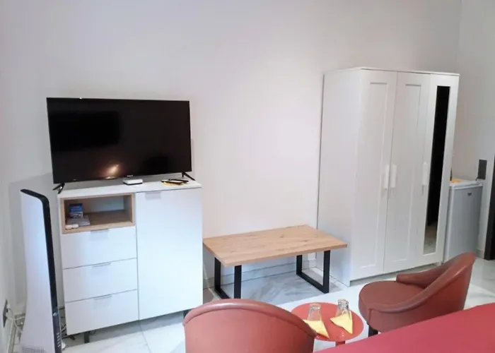 I Viaggi Del Lea, Self Check-in 24h Guest house 3*